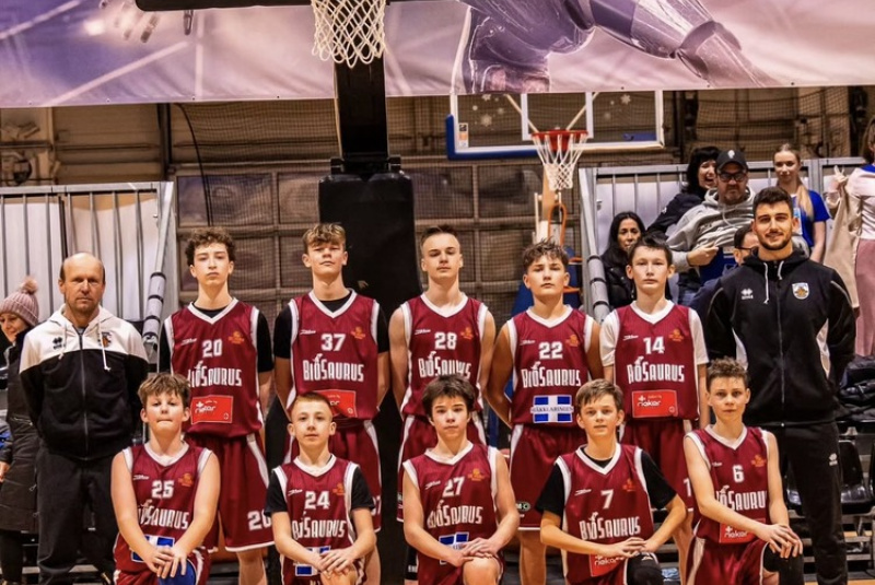 Novinky / Adam Várady a Hugo Hiščák na turnaji EYBL  - foto