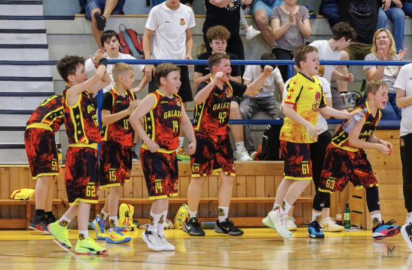 Staň sa jedným z nás!